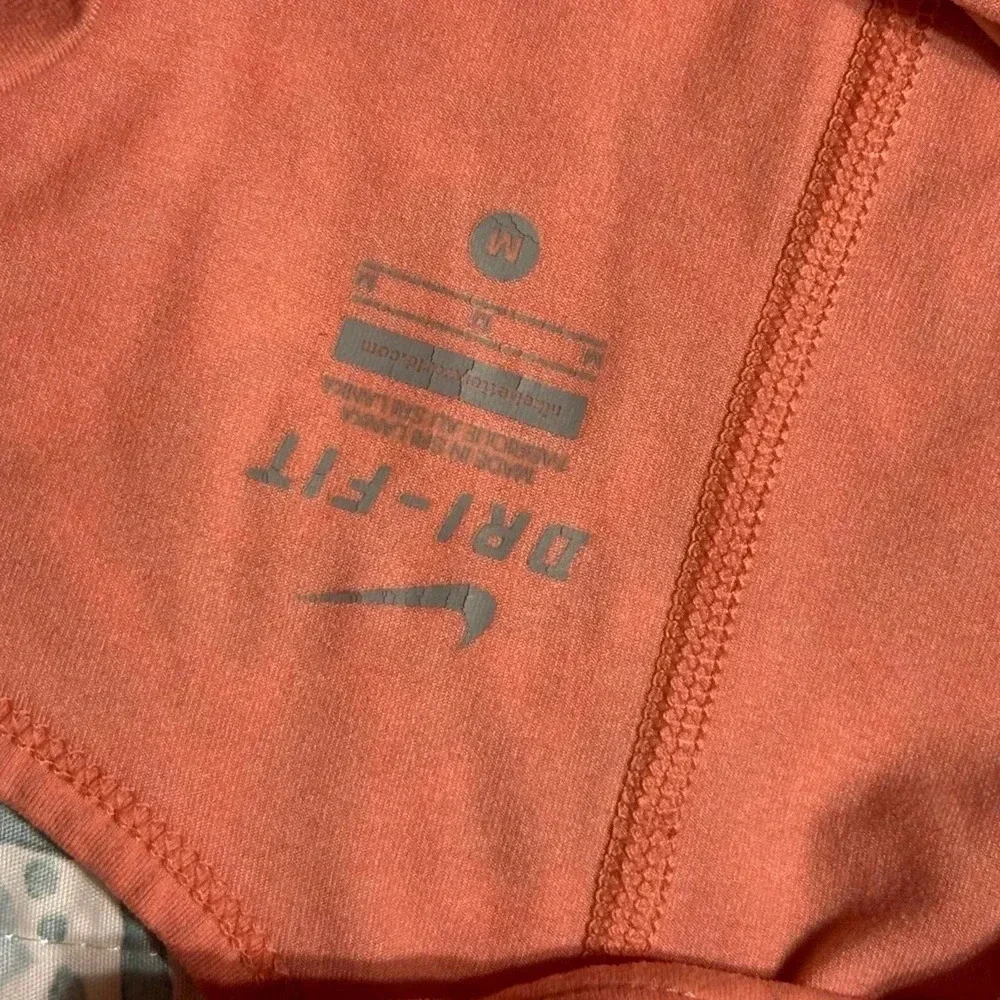 Nike Dri-FIT Salmon Size Medium Tank